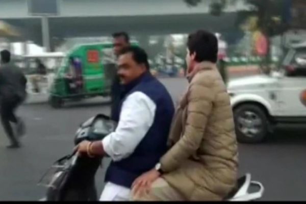 Lucknow scooty owner pays Rs 6,100 fine, returns Congress money Lucknow scooty owner pays Rs 6,100 fine, returns Congress money