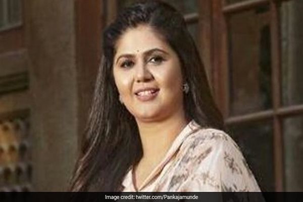 Maharashtra Elections 2019: Pankaja Munde, Cousin Lock Horns Again In Maharashtra's Parli News Image