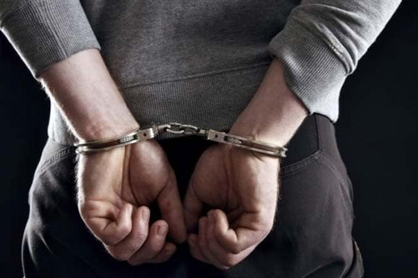 Man Posed As IAS Officer On Matrimonial Site To Dupe Women; Arrested Man Posed As IAS Officer On Matrimonial Site To Dupe Women; Arrested
