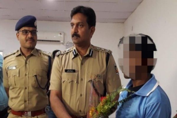 Maoist carrying Rs 5 lakh reward surrenders in Odisha's Malkangiri Maoist carrying Rs 5 lakh reward surrenders in Odisha's Malkangiri