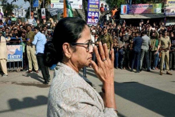 Modi in Kolkata: Remember...what Mamata Banerjee advised PM for his visit News Image