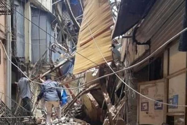 Mumbai Building Collapse Updates: 2 People Dead, 5 Rescued From Debris News Image