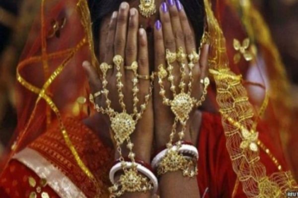 Odisha: Woman battles for life after in-laws set her on fire over no dowry Odisha: Woman battles for life after in-laws set her on fire over no dowry