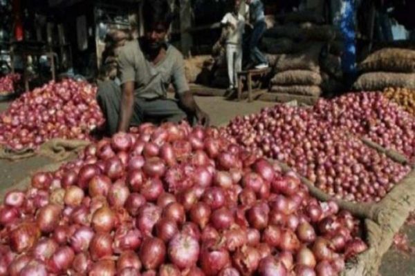 Onion prices in India up by over 400% after March News Image