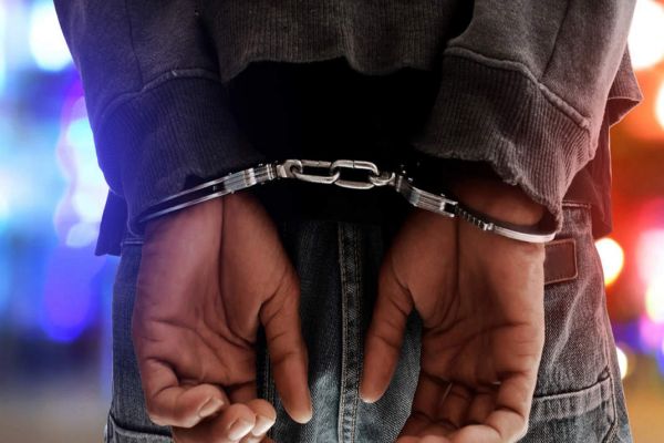 Pakistani doctor arrested in US for trying to help ISIS Pakistani doctor arrested in US for trying to help ISIS