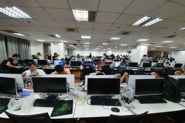 Philippine raid nabs 342 illegal Chinese gaming workers Philippine raid nabs 342 illegal Chinese gaming workers