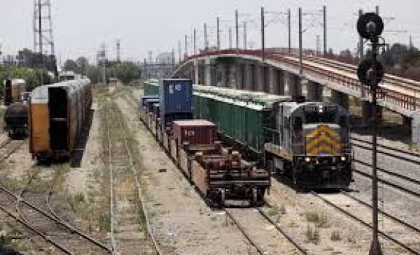 Railways allow armed escorts in freight trains Railways allow armed escorts in freight trains