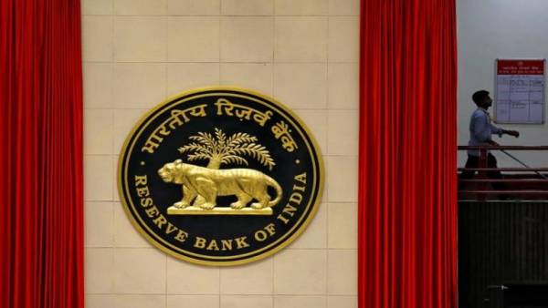 RBI to buy, sell govt bonds worth Rs 10,000cr on Monday RBI to buy, sell govt bonds worth Rs 10,000cr on Monday