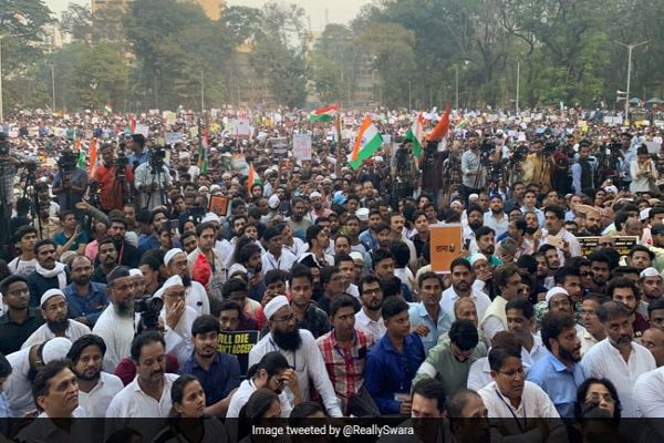 Samajwadi Party Promises Pension For Anti-Citizenship Law Protestors Samajwadi Party Promises Pension For Anti-Citizenship Law Protestors