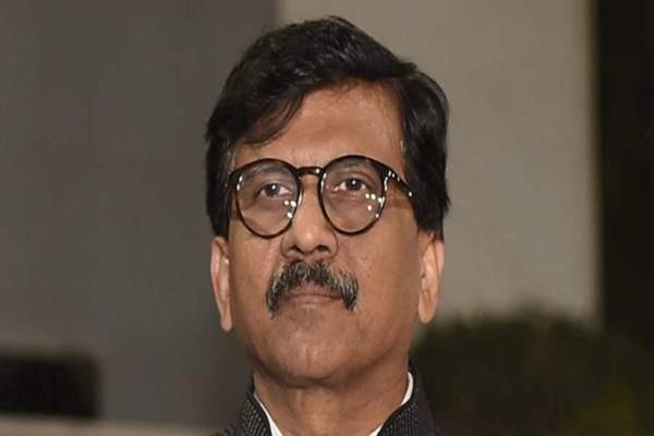 Sanjay Raut withdraws his remark about Indira Gandhi meeting gangster Sanjay Raut withdraws his remark about Indira Gandhi meeting gangster