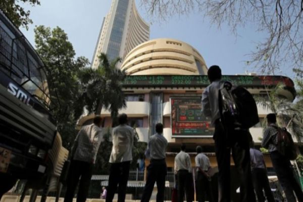 Sensex closes 60 points higher, Nifty above 12,350 Sensex closes 60 points higher, Nifty above 12,350
