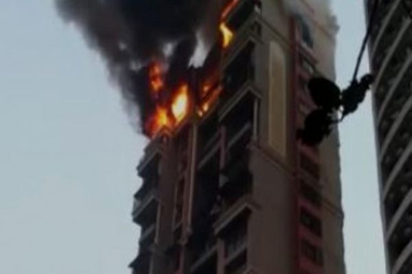 Seven firemen injured in blaze at Navi Mumbai high-rise Seven firemen injured in blaze at Navi Mumbai high-rise