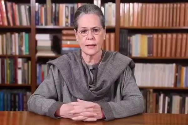 Sonia Gandhi Dissolves Punjab Congress Committee, Sunil Jakhar Stays Chief Sonia Gandhi Dissolves Punjab Congress Committee, Sunil Jakhar Stays Chief