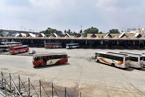 Staff Employed By Andhra Government Looting Public: Transport Union News Image