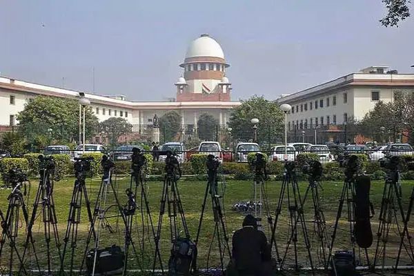 Supreme Court Acquits Mother Of Charge Of Strangulating Infant Daughter Supreme Court Acquits Mother Of Charge Of Strangulating Infant Daughter