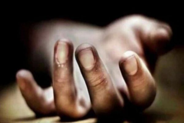Truck driver charred to death after accident in Rajasthan Truck driver charred to death after accident in Rajasthan