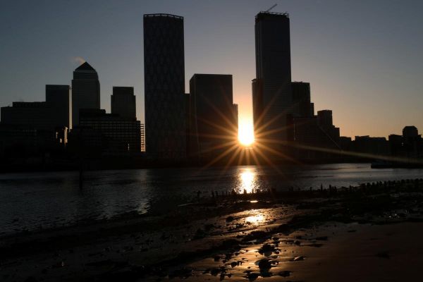 UK to invest $1.6 billion in weather and climate supercomputer UK to invest $1.6 billion in weather and climate supercomputer