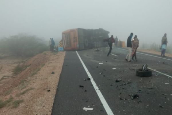Weather updates: 2 dead, 4 injured after 2 buses, car collided in Rajasthan Weather updates: 2 dead, 4 injured after 2 buses, car collided in Rajasthan