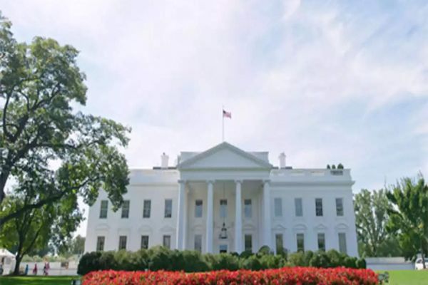 White House staffer tests positive for coronavirus White House staffer tests positive for coronavirus