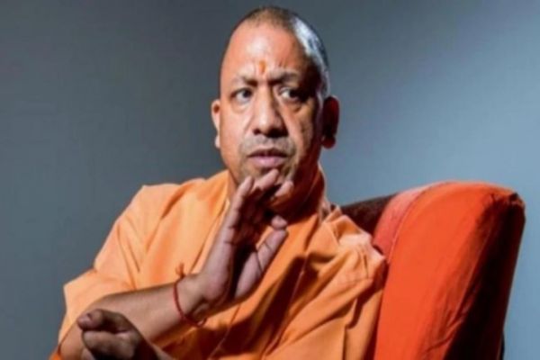 Yogi Adityanath asks Ministers to refrain from commenting on Ayodhya issue News Image